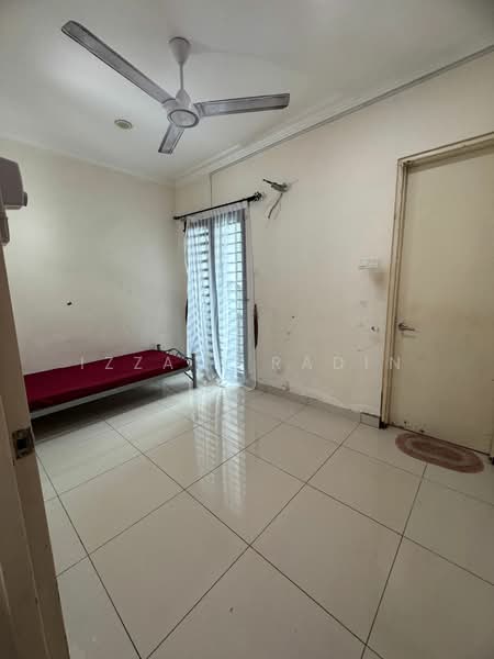 Semi-Detached House for Rent in Bangi (Selangor) - Izzati Radin - Bedroom - PropertyGuru.com.my
