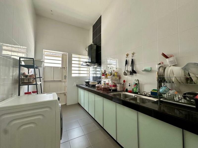Wet Kitchen