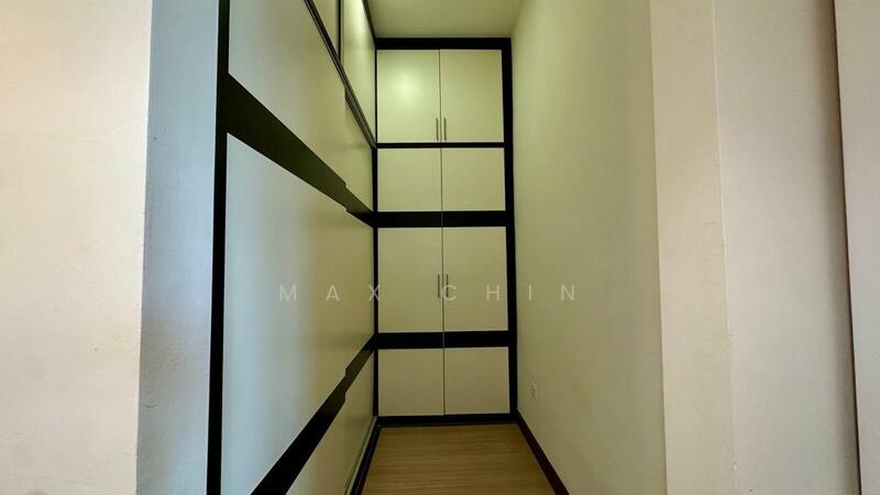 Wardrobe 