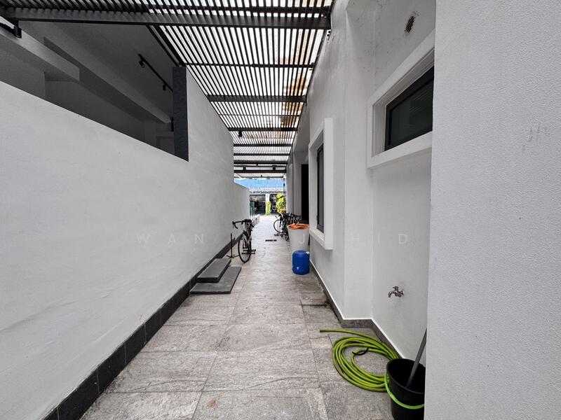Corridor