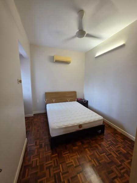 Condominium for Sale at Sri York Condominium - Ivy Yeoh - Bedroom - PropertyGuru.com.my