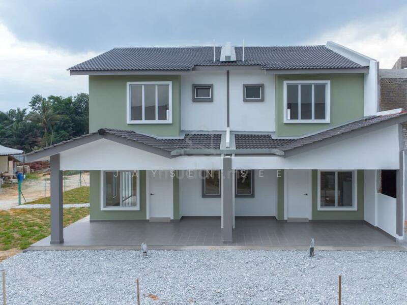 Rumah Teres 2 Tingkat