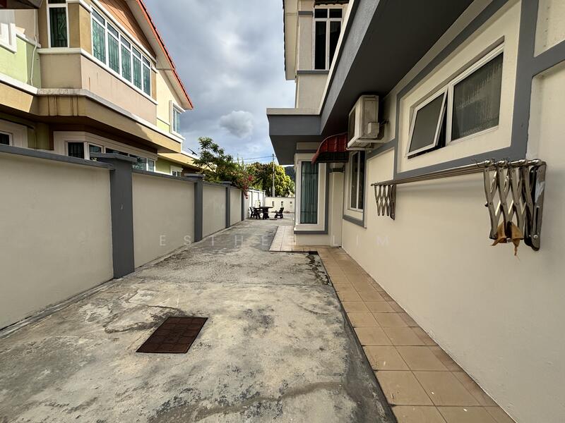 Semi-Detached House for Sale in Bandar Seri Botani (Simpang Pulai) - Esther Lim - Exterior - PropertyGuru.com.my