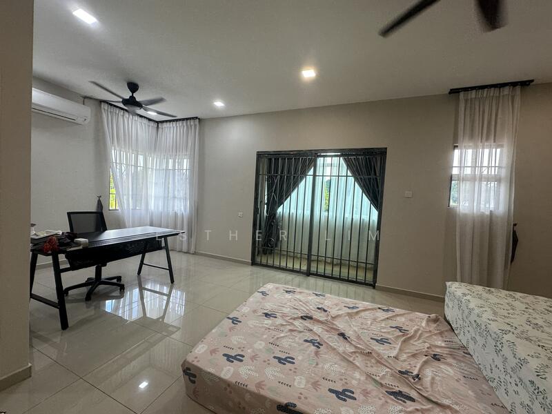 Semi-Detached House for Sale in Bandar Seri Botani (Simpang Pulai) - Esther Lim - Bedroom - PropertyGuru.com.my