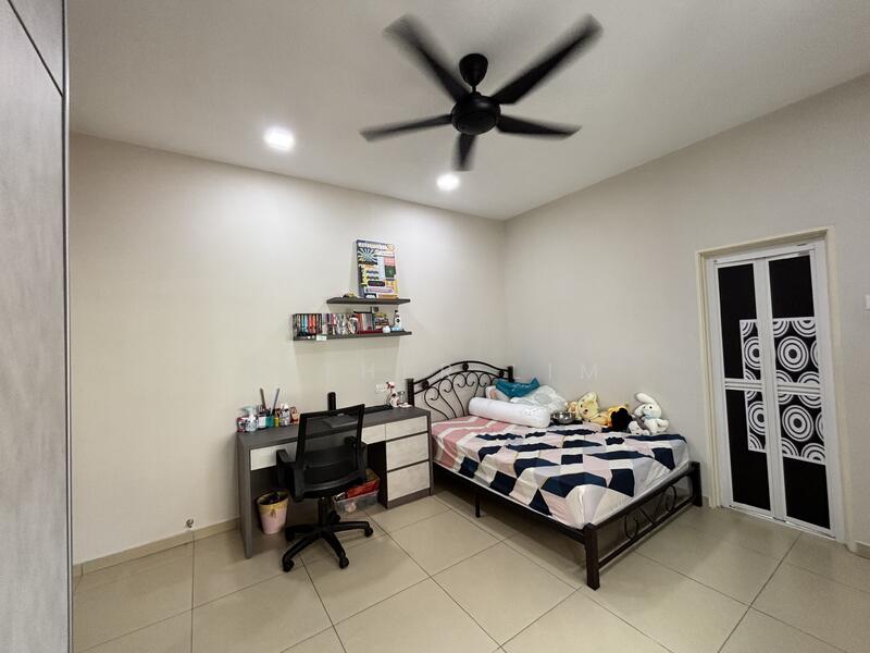 Semi-Detached House for Sale in Bandar Seri Botani (Simpang Pulai) - Esther Lim - Bedroom - PropertyGuru.com.my