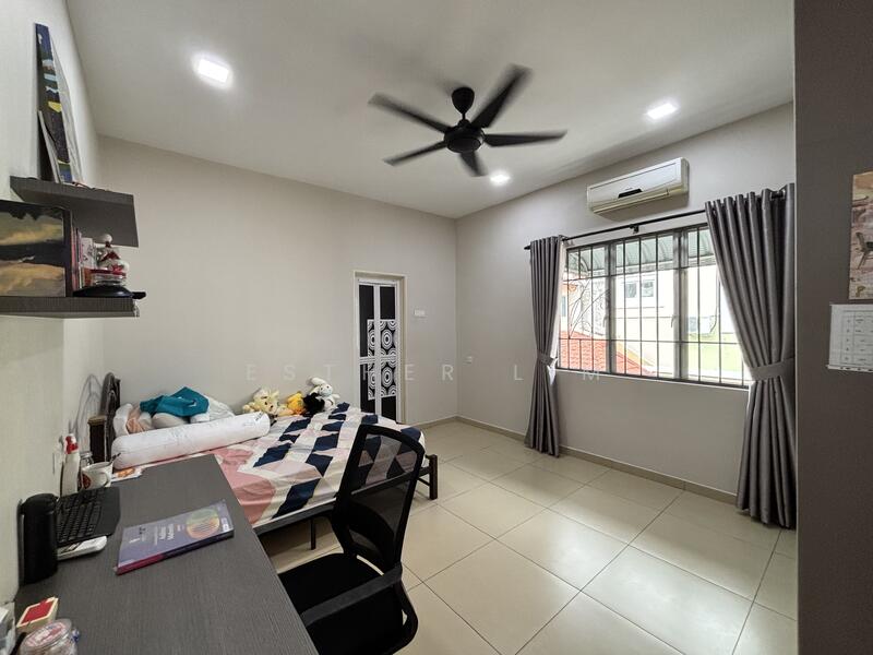Semi-Detached House for Sale in Bandar Seri Botani (Simpang Pulai) - Esther Lim - Bedroom - PropertyGuru.com.my