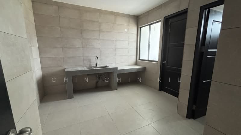 Rumah Teres 2 Tingkat untuk Dijual di Miri (Sarawak) - Chin Chin Kiu - Kitchen - PropertyGuru.com.my