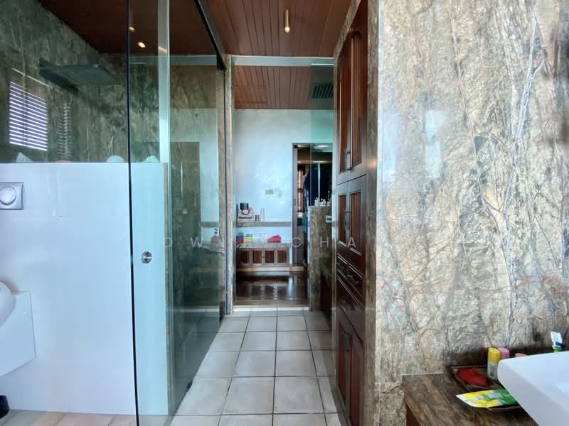Bungalow for Sale in Bukit Damansara (Damansara Heights) - Edwin Chang - Bathroom - PropertyGuru.com.my