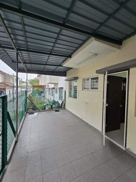 back yard land for sidai baju