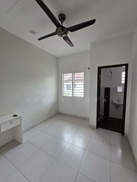 groundfloor Bedroom