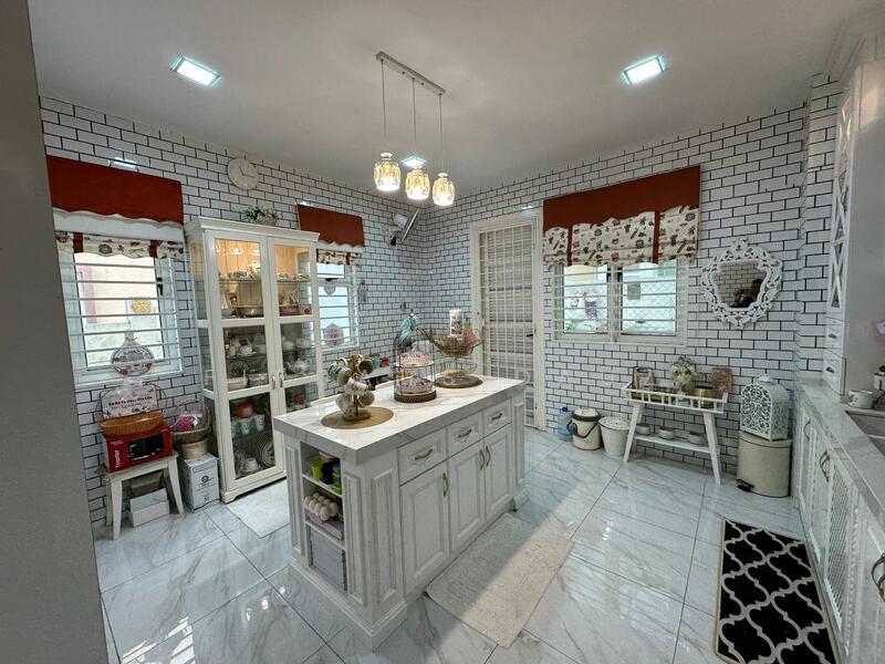 Rumah Banglo untuk Dijual di Bandar Baru Selayang (Selayang) - Firdaus Dauz - Kitchen - PropertyGuru.com.my