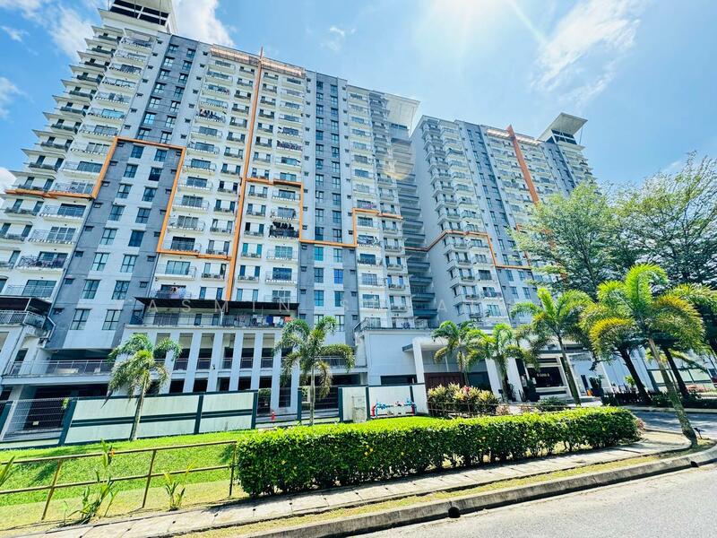 For Sale - T-Parkland