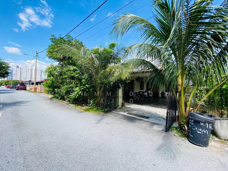 Untuk Dijual - Partial Furnished Single Storey Semi-D Kg Pandan Dalam, Ampang