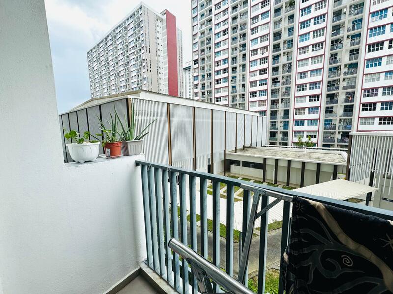 For Rent - Lakefront Homes