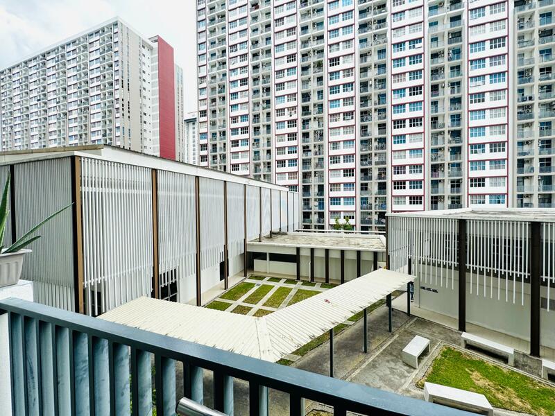 For Rent - Lakefront Homes