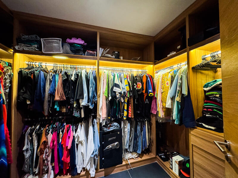 Closet