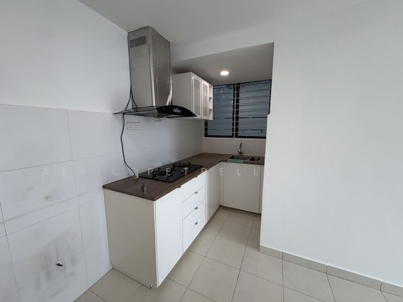 Apartment for Sale at Suria Ixora - Aeric Petrelli Goh - Kitchen - PropertyGuru.com.my