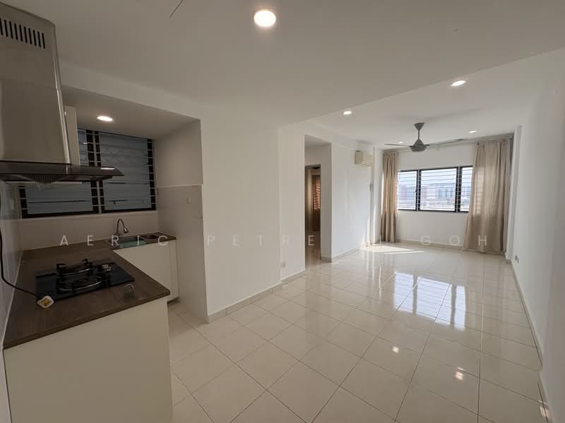 Apartment for Sale at Suria Ixora - Aeric Petrelli Goh - Kitchen - PropertyGuru.com.my