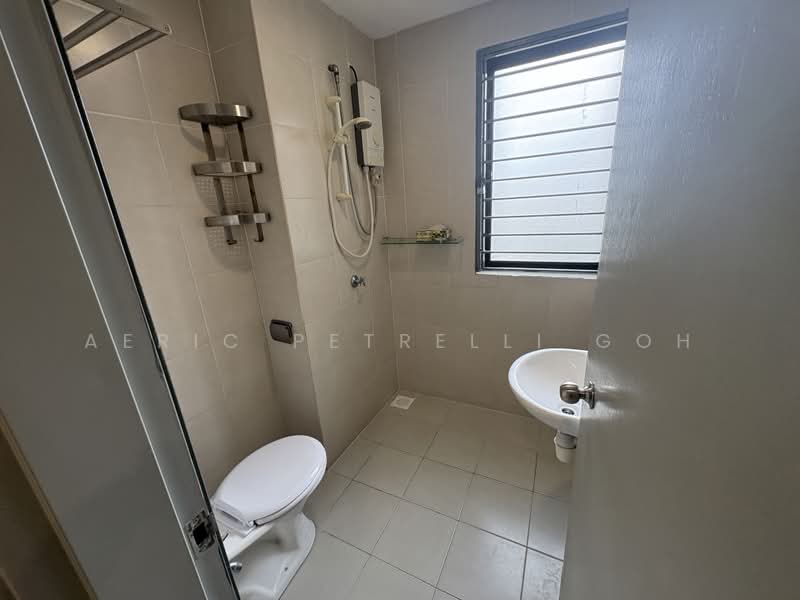 Apartment for Sale at Suria Ixora - Aeric Petrelli Goh - Bathroom - PropertyGuru.com.my