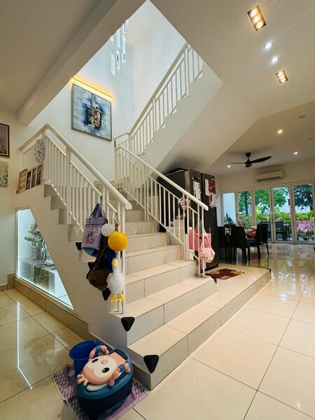 Staircase 