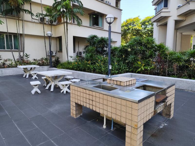 BBQ Pit