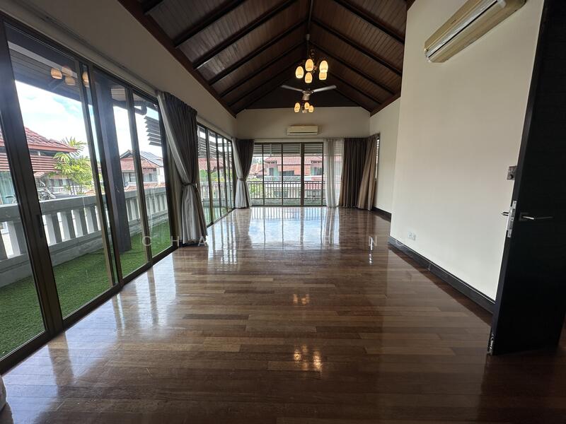 3-storey Terraced House for Sale in Duta Tropika (Batu) - Charisse Ng - Living Room - PropertyGuru.com.my