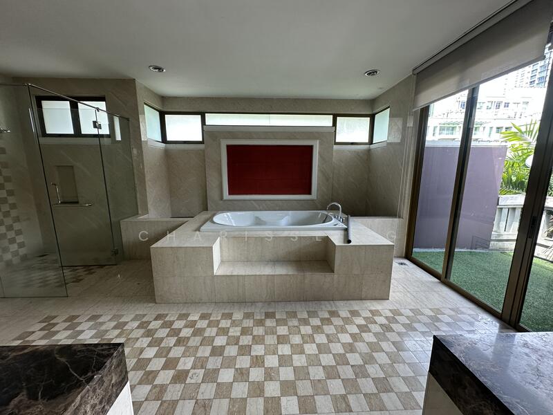 3-storey Terraced House for Sale in Duta Tropika (Batu) - Charisse Ng - Bathroom - PropertyGuru.com.my