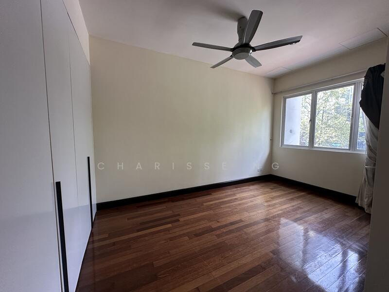 3-storey Terraced House for Sale in Duta Tropika (Batu) - Charisse Ng - Bedroom - PropertyGuru.com.my