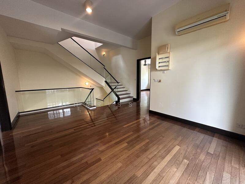 3-storey Terraced House for Sale in Duta Tropika (Batu) - Charisse Ng - Entrance - PropertyGuru.com.my