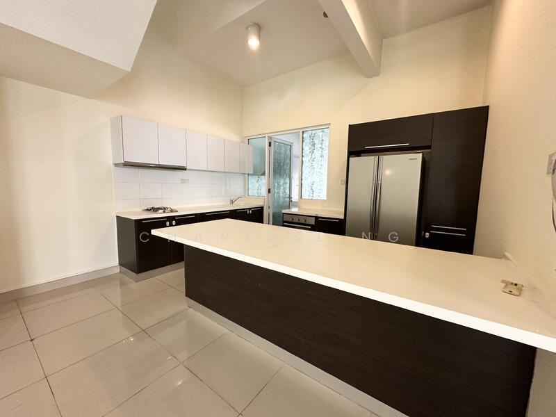 3-storey Terraced House for Sale in Duta Tropika (Batu) - Charisse Ng - Kitchen - PropertyGuru.com.my