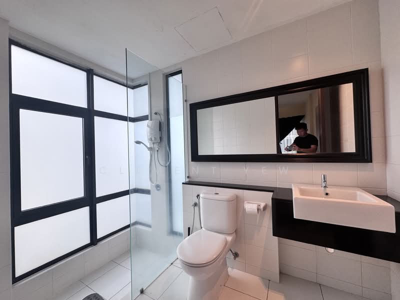Servis Apartment untuk Dijual di Trefoil @ Setia City - Clement Yew - Bathroom - PropertyGuru.com.my