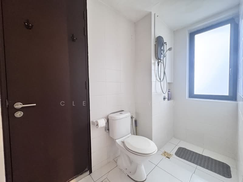 Servis Apartment untuk Dijual di Trefoil @ Setia City - Clement Yew - Bathroom - PropertyGuru.com.my