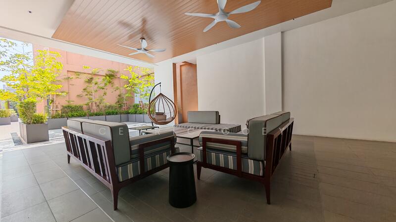 For Rent - Emerald Hill