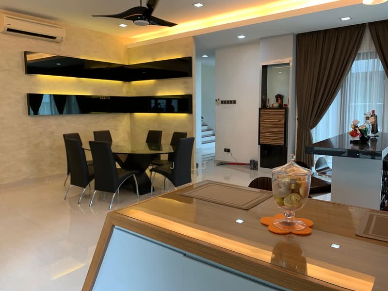 Bungalow House untuk Dijual di Bukit Rimau (Shah Alam) - J J - Dining Room - PropertyGuru.com.my