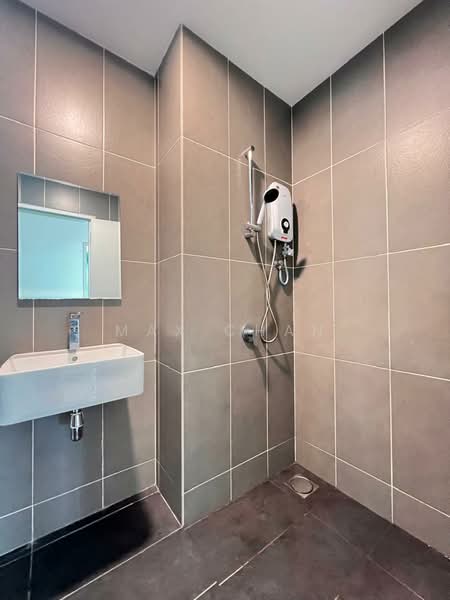 Service Residence for Sale at Greenfield Residence - Max Chan - Bathroom - PropertyGuru.com.my