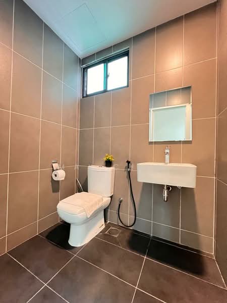 Service Residence for Sale at Greenfield Residence - Max Chan - Bathroom - PropertyGuru.com.my