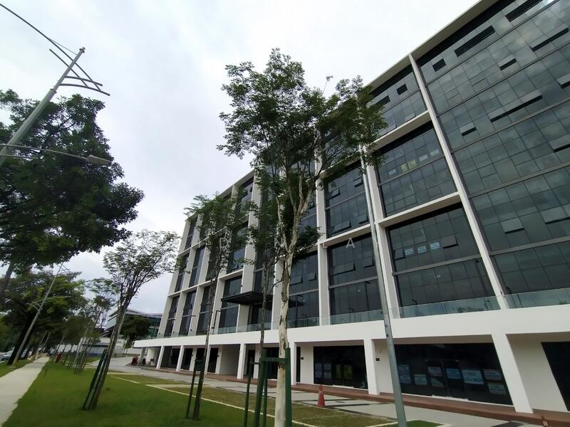 Shop / Office for Sale in Taman Sains Selangor (Kota Damansara) - Aidan Lay - Exterior - PropertyGuru.com.my