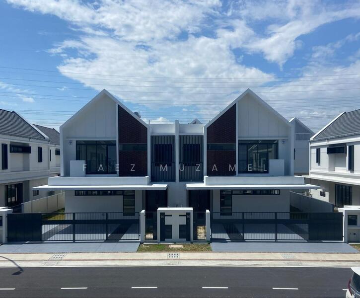 Rumah Berkembar untuk Dijual di Elmina (Shah Alam) - Faez Muzamel - Exterior - PropertyGuru.com.my