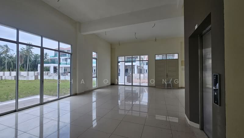 Bungalow House untuk Dijual di Taman Lembah Indah (Simpang Ampat) - Sharon Wong - Living Room - PropertyGuru.com.my