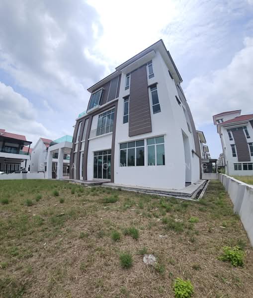 Bungalow House untuk Dijual di Taman Lembah Indah (Simpang Ampat) - Sharon Wong - Exterior - PropertyGuru.com.my