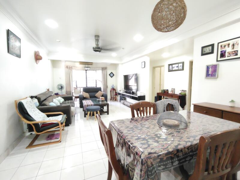 Condominium for Sale at Avant Court Condominium - Quester Fong - Living Room - PropertyGuru.com.my
