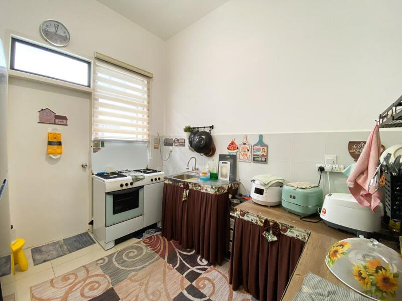 2-storey Terraced House for Sale in Shah Alam (Selangor) - Syarifah Lizana - Kitchen - PropertyGuru.com.my