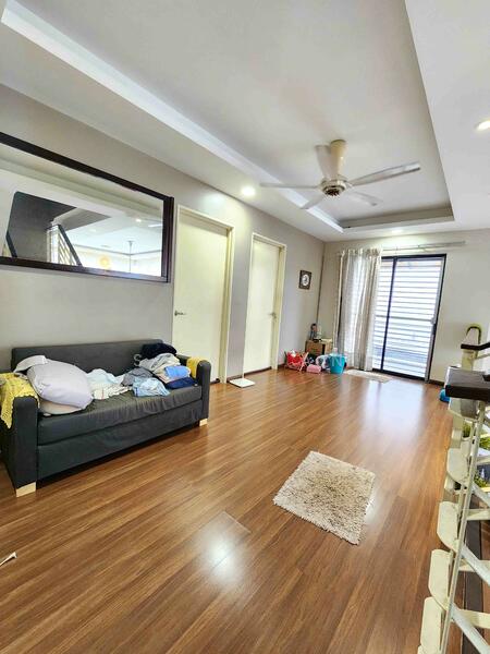 3-storey Terraced House for Sale in Sungai Besi (Kuala Lumpur) - Suki Tan - Living Room - PropertyGuru.com.my