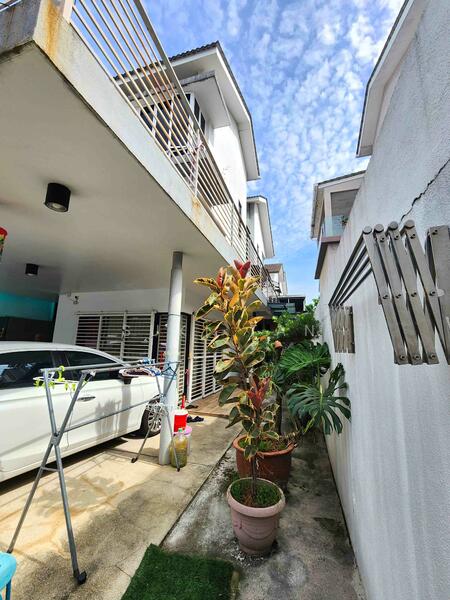 3-storey Terraced House for Sale in Sungai Besi (Kuala Lumpur) - Suki Tan - Exterior - PropertyGuru.com.my