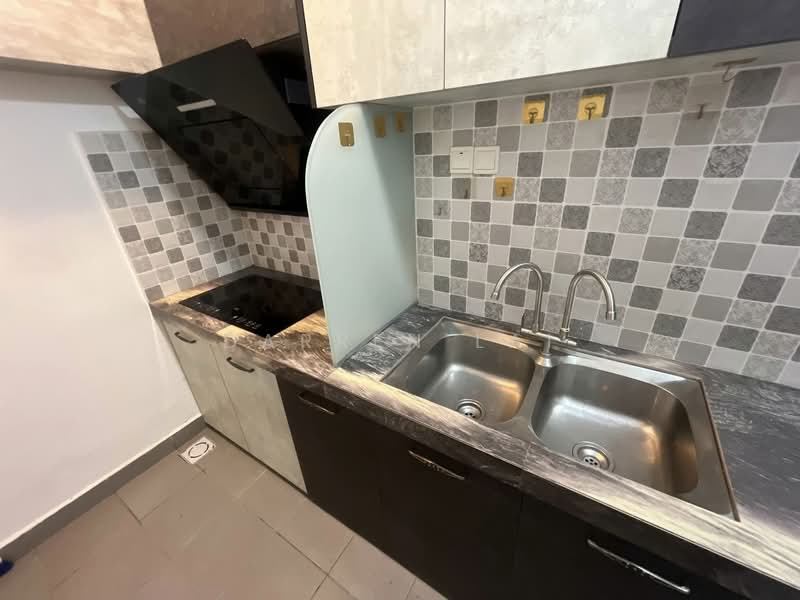 Condominium for Sale at Vina Residency (Vina Versatile Homes) - Darren Lai - Kitchen - PropertyGuru.com.my