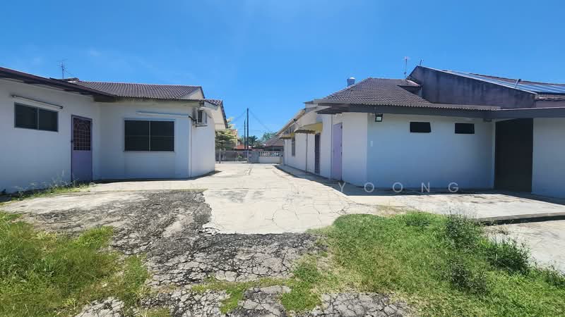 Taman Malim Jaya, Bachang untuk Untuk Dijual - RM 970,000, Mac 2026 - Exterior - PropertyGuru.com.my