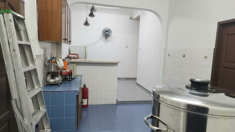 Taman Malim Jaya, Bachang untuk Untuk Dijual - RM 970,000, Mac 2026 - Kitchen - PropertyGuru.com.my