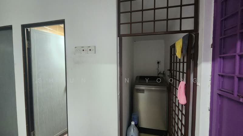 Taman Malim Jaya, Bachang untuk Untuk Dijual - RM 970,000, Mac 2026 - Bathroom - PropertyGuru.com.my