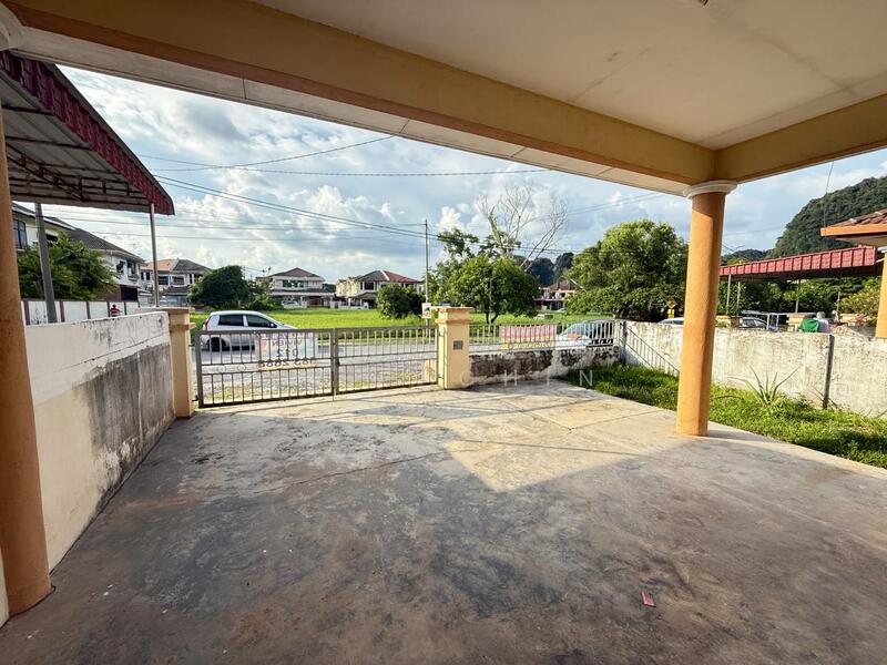 Car Porch