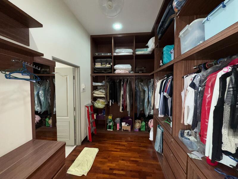 Closet